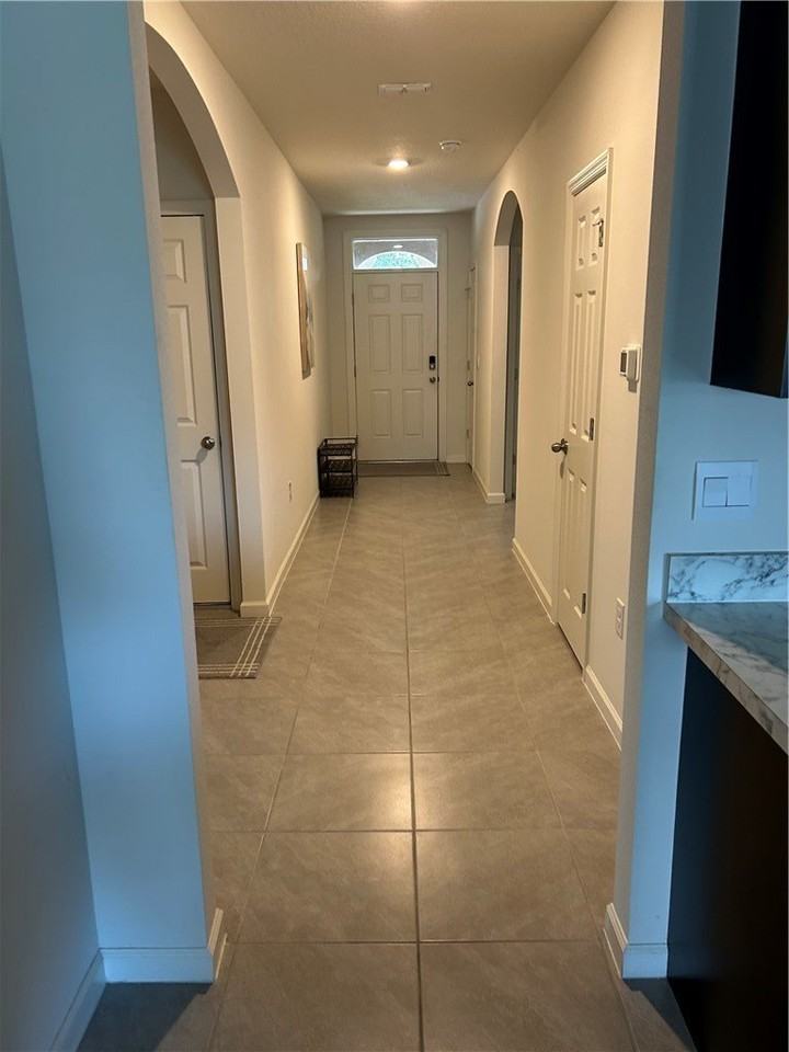 810 Jamaica Ave - Photo 7 of 12