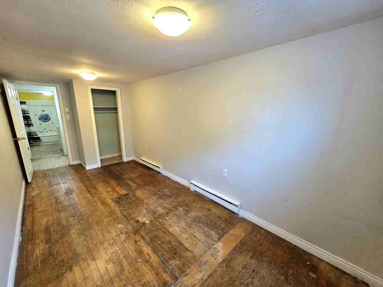 28 Wentworth St #1 - Photo 6 of 9