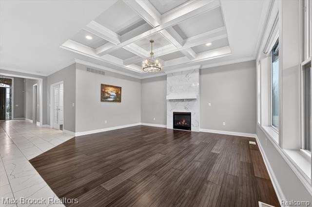 43721 Legacy Dr - Photo 6 of 37