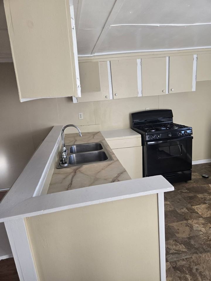 1500A Adam St #1 - Photo 6 of 6