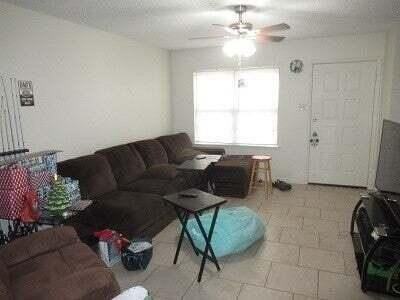 1738 Utah Ave - Photo 7 of 8