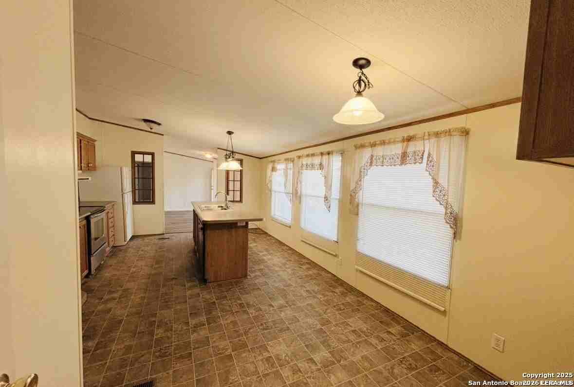 1118 Wild Persimmon St - Photo 4 of 9