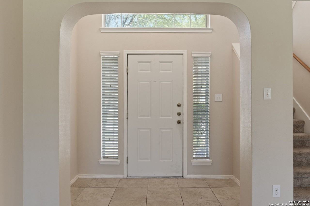 9919 Mustang Rise - Photo 4 of 25