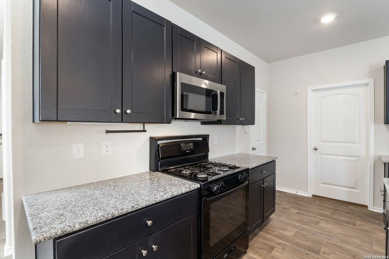 3362 Stoney Knl - Photo 4 of 20