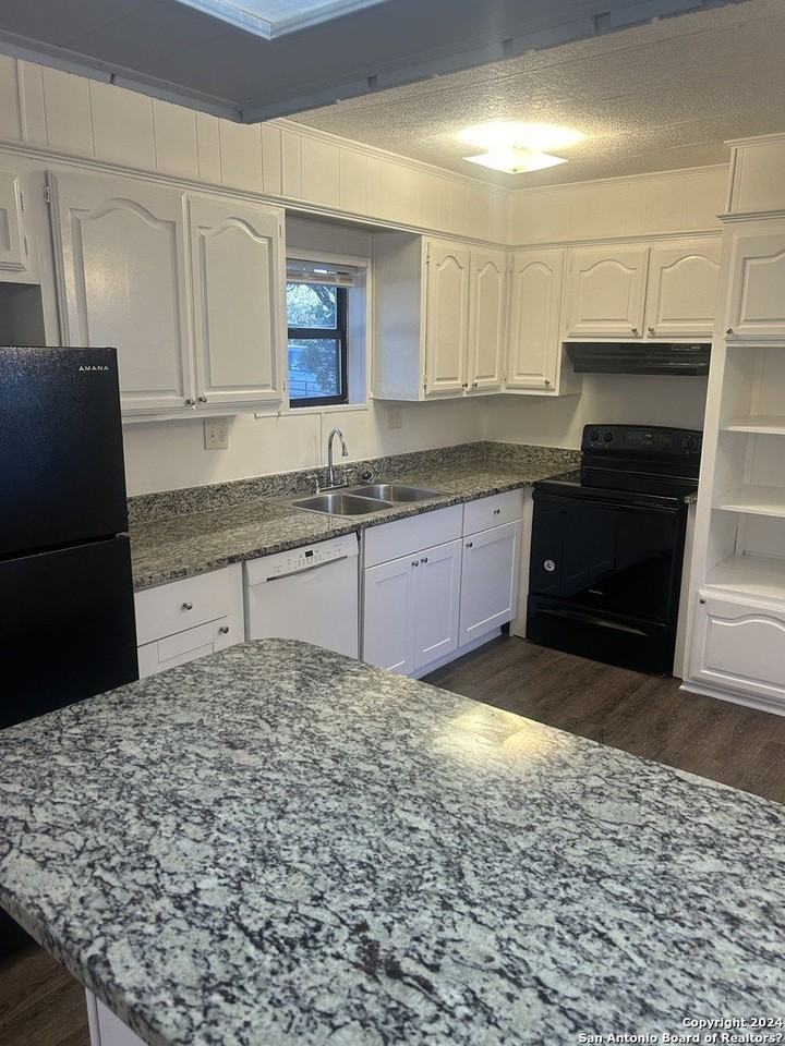 24815 Aue Rd - Photo 7 of 22