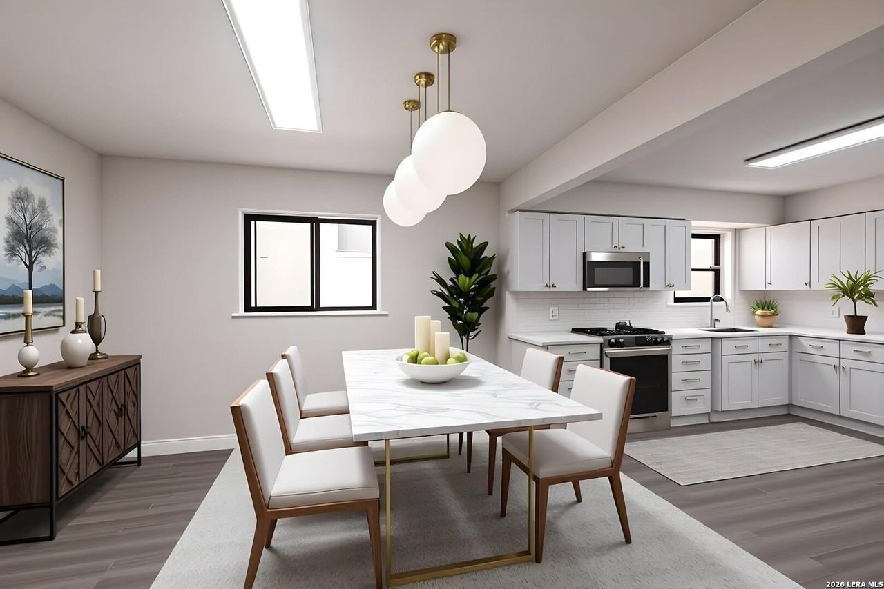 2643 Waleetka St - Photo 3 of 31