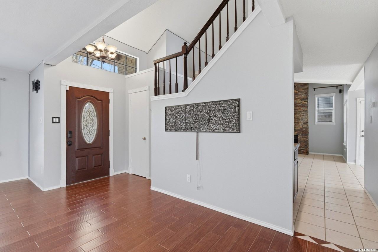 6422 Lochglen - Photo 5 of 32