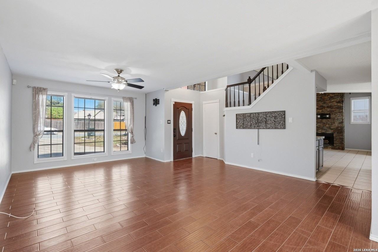 6422 Lochglen - Photo 7 of 32