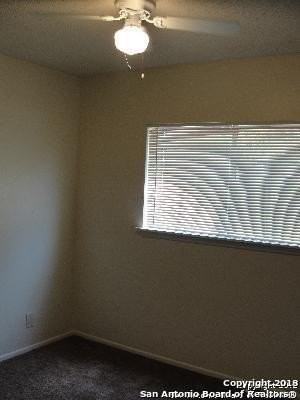 4710 Oakfield Way - Photo 6 of 10