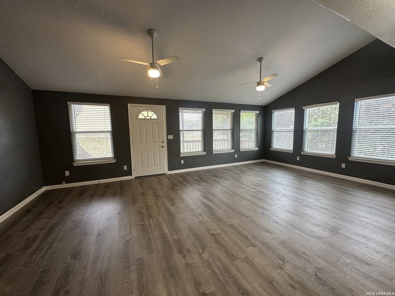 507 Scenic Run - Photo 3 of 18