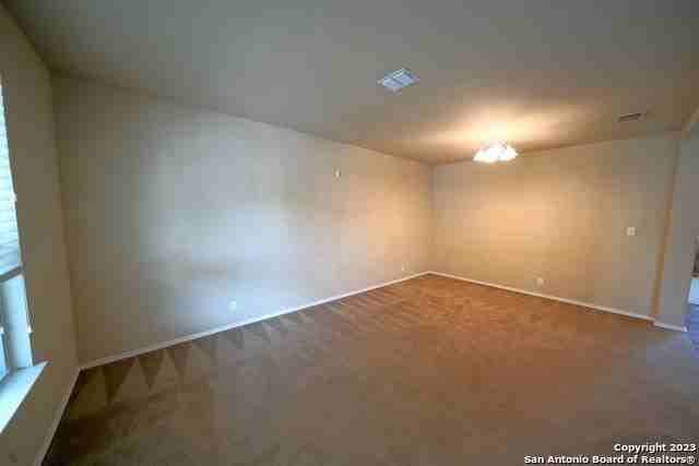 144 Kipper Ave - Photo 7 of 45