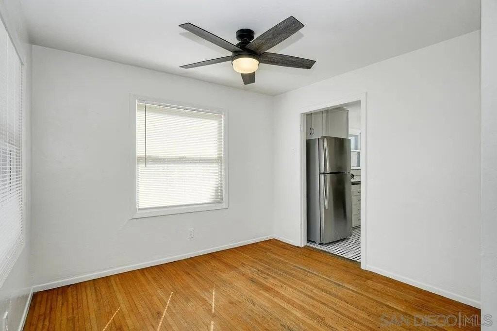 4518 52nd St - Photo 7 of 31