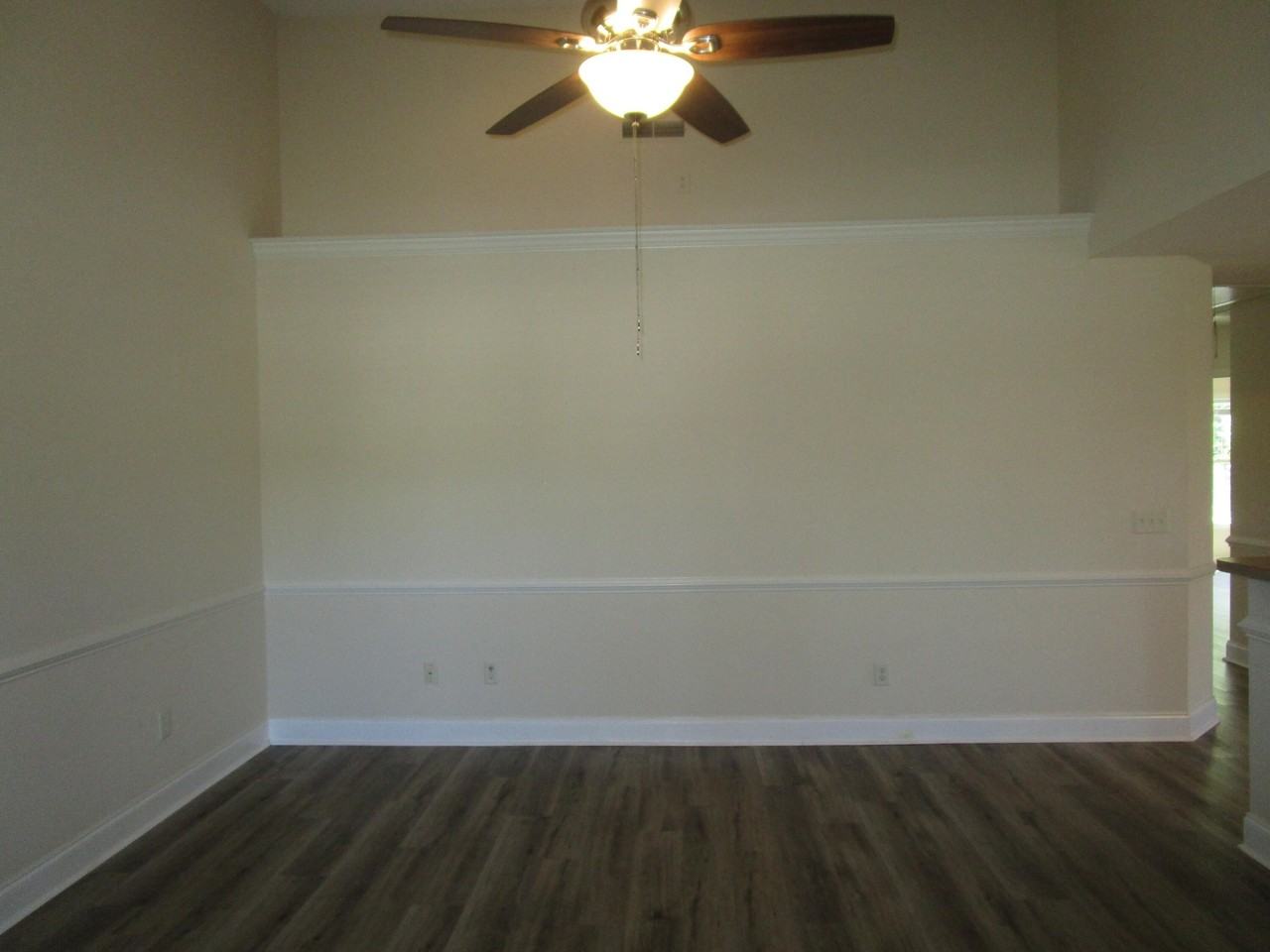 3442 Beacon Dr - Photo 2 of 16