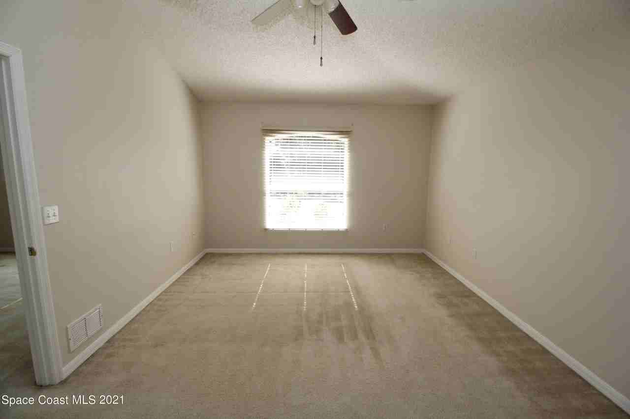 1725 Holbrook Rd Nw - Photo 3 of 18