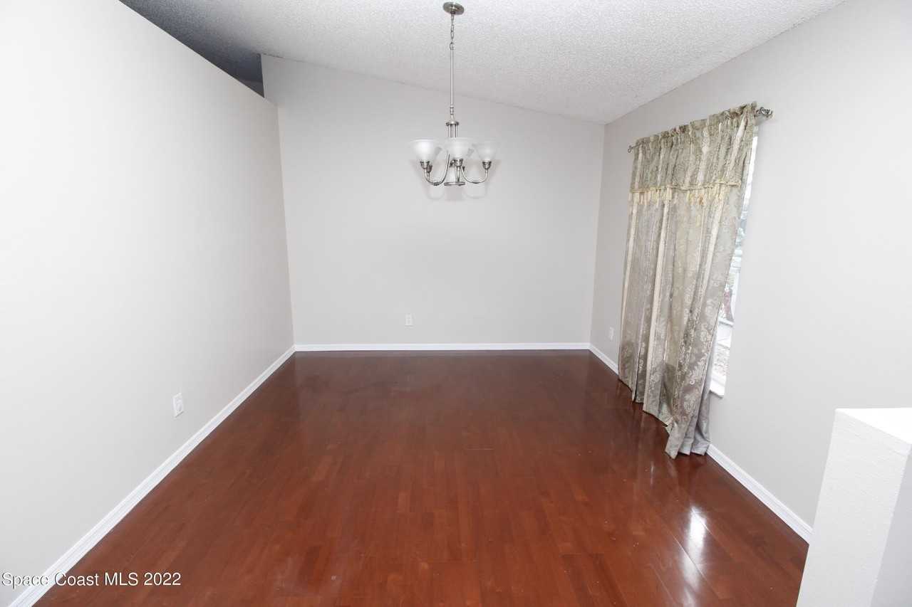 3291 San Jose Ave Se - Photo 4 of 16