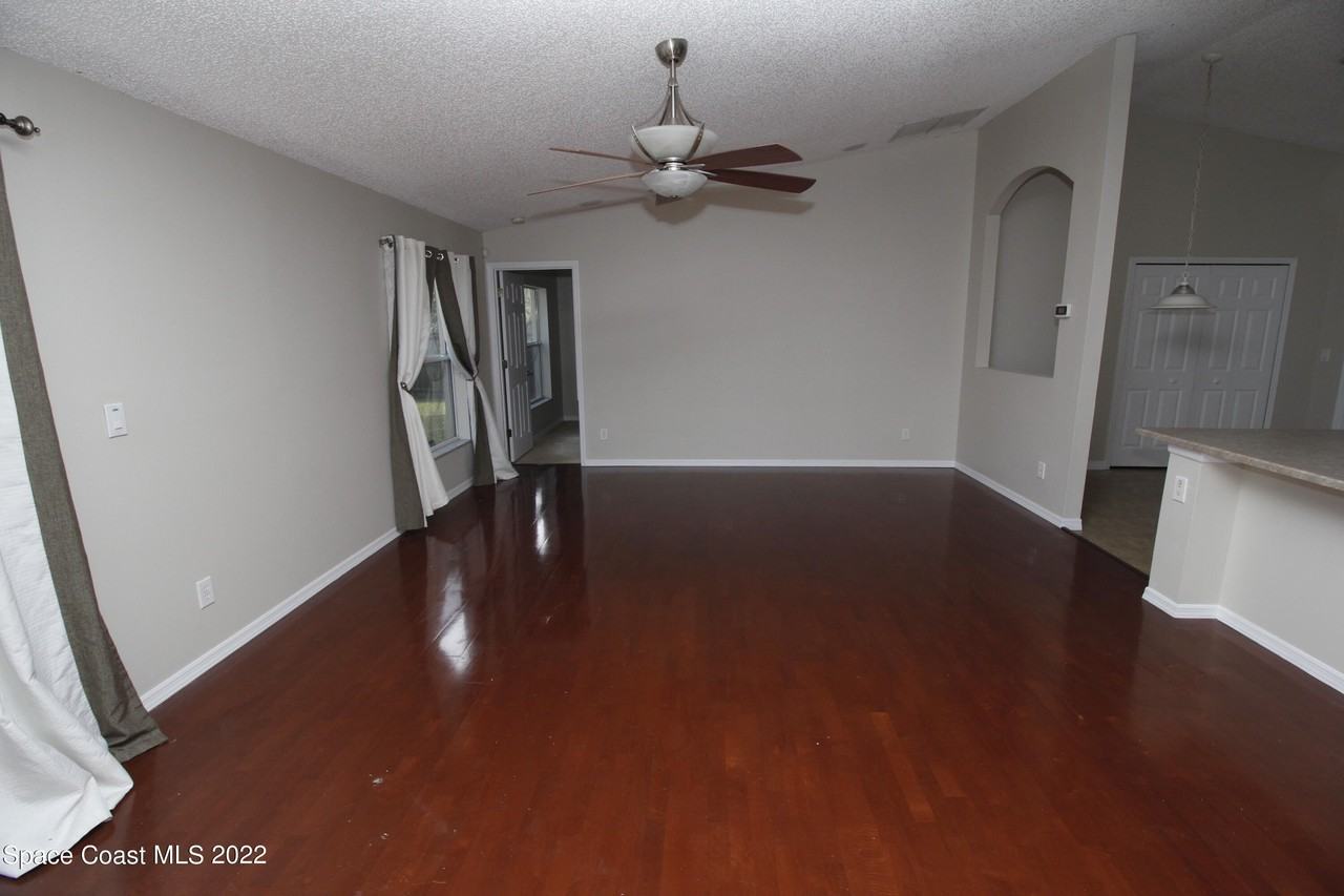 3291 San Jose Ave Se - Photo 7 of 16