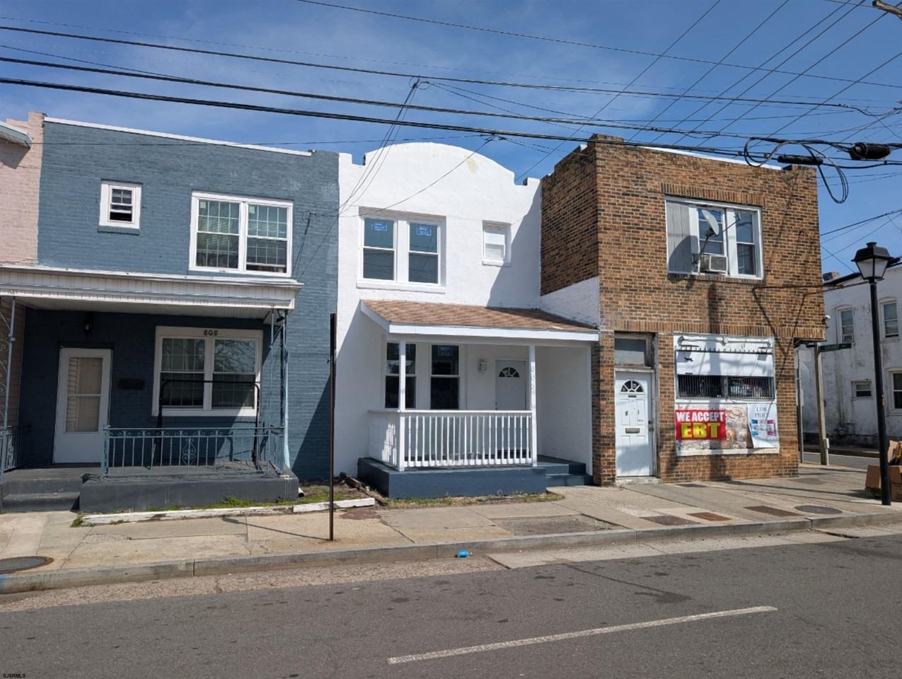 803 N Indiana Ave - Photo 2 of 23