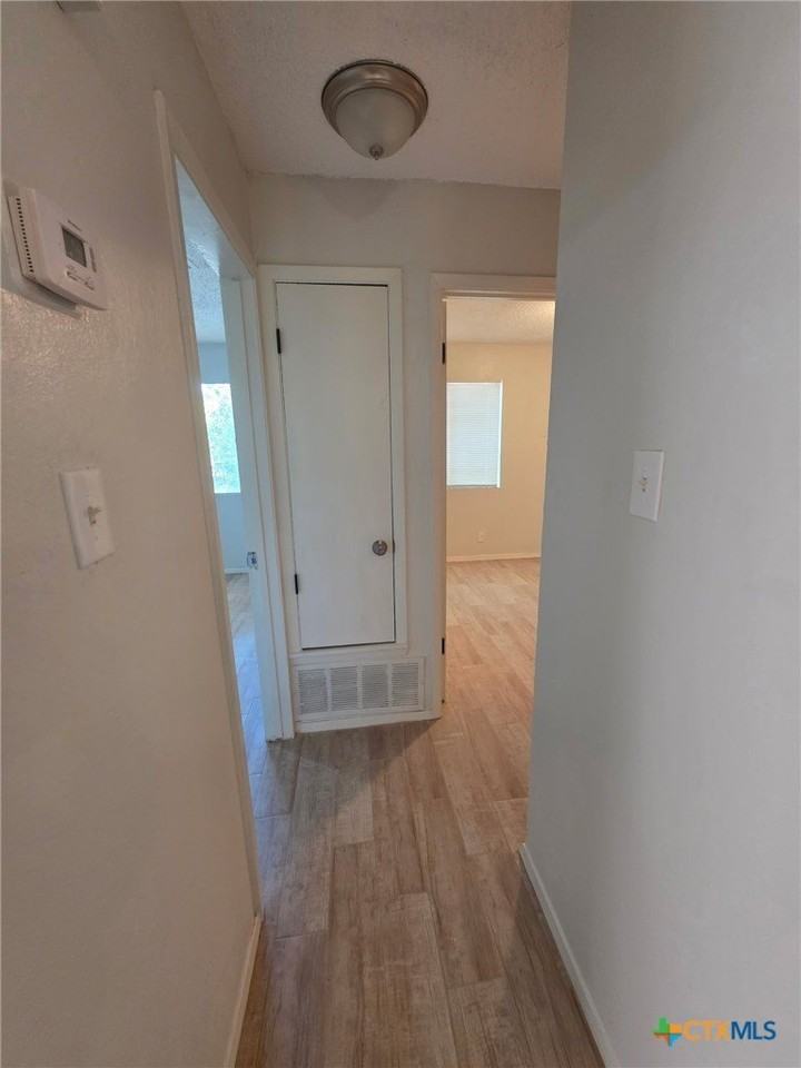 2010 S 15th St Unit A - Photo 3 of 12