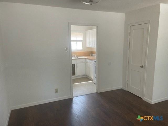 2701 Stetson Ave Unit 2703 - Photo 2 of 13
