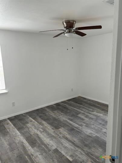 605 N 11th St - Photo 2 of 9