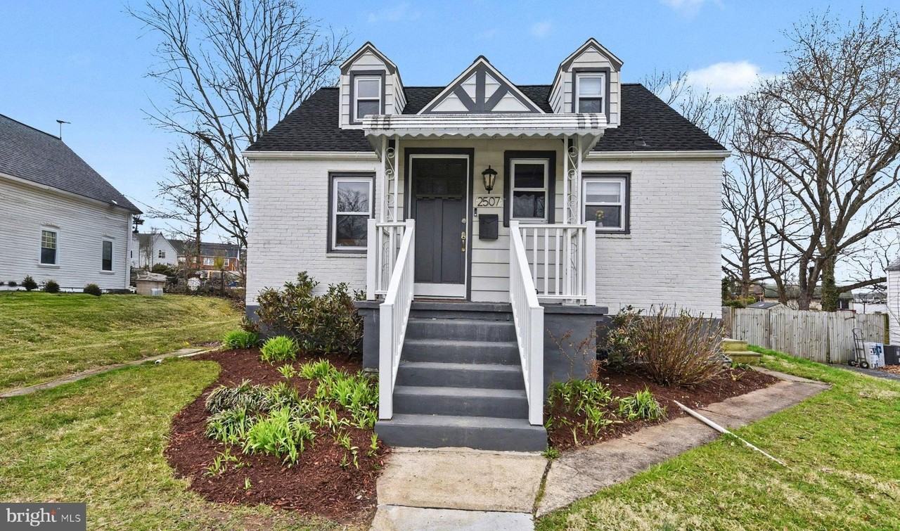 2507 Glencoe Rd - Photo 2 of 31