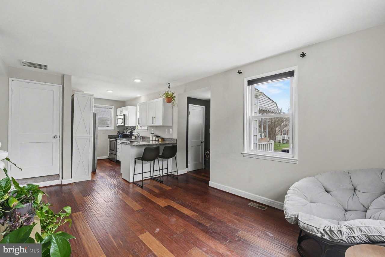 2507 Glencoe Rd - Photo 7 of 31