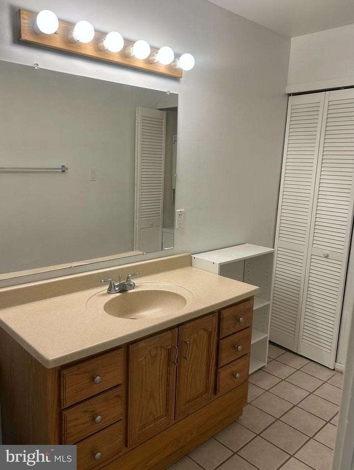 413 Gregorys Way - Photo 4 of 11