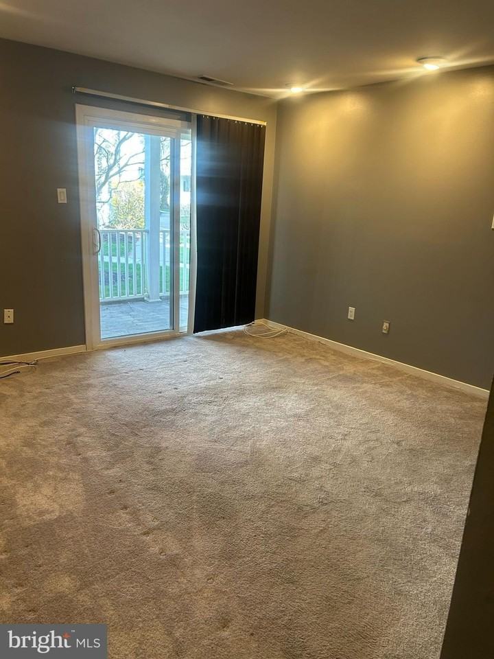 413 Gregorys Way - Photo 7 of 11