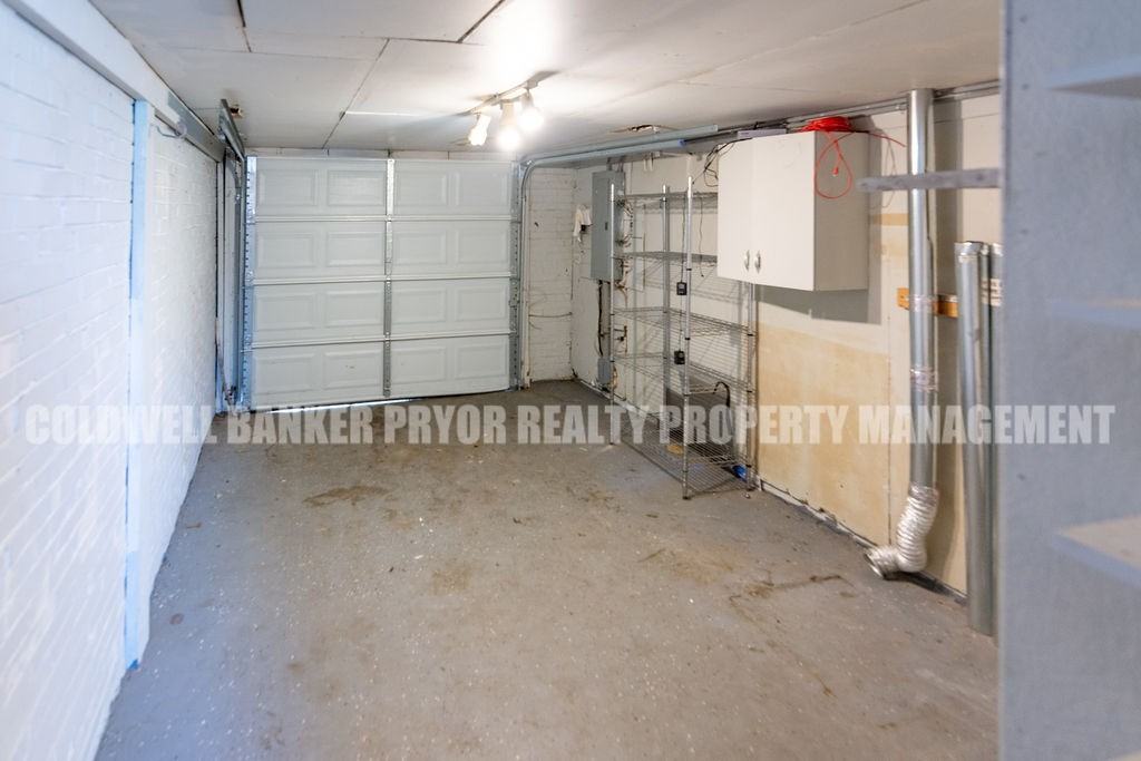 128 S Saint Marks Ave #1 - Photo 6 of 27