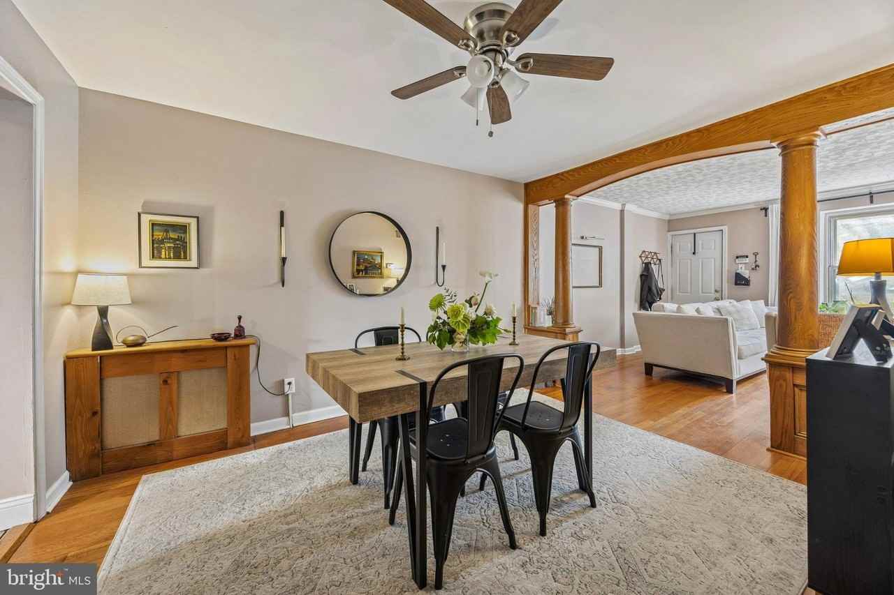 166 Grape St - Photo 4 of 14