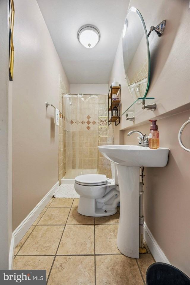 166 Grape St - Photo 7 of 14