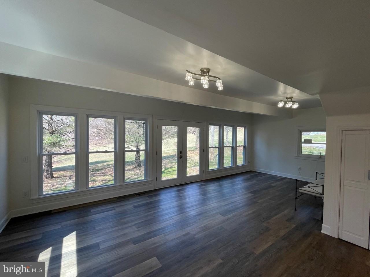 12399 Shue Ct - Photo 7 of 29