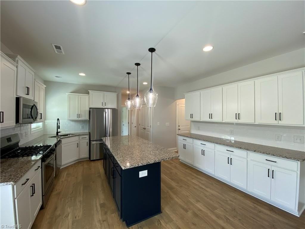 6260 Kershaw Meadows Rd - Photo 2 of 37