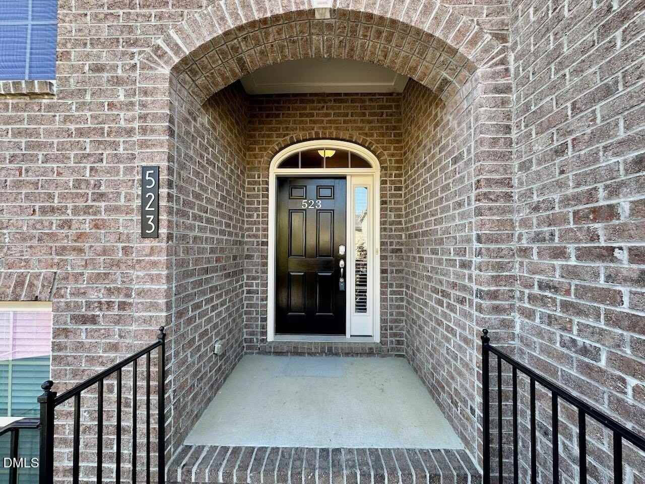 523 Old Mill Village Dr - Photo 2 of 37