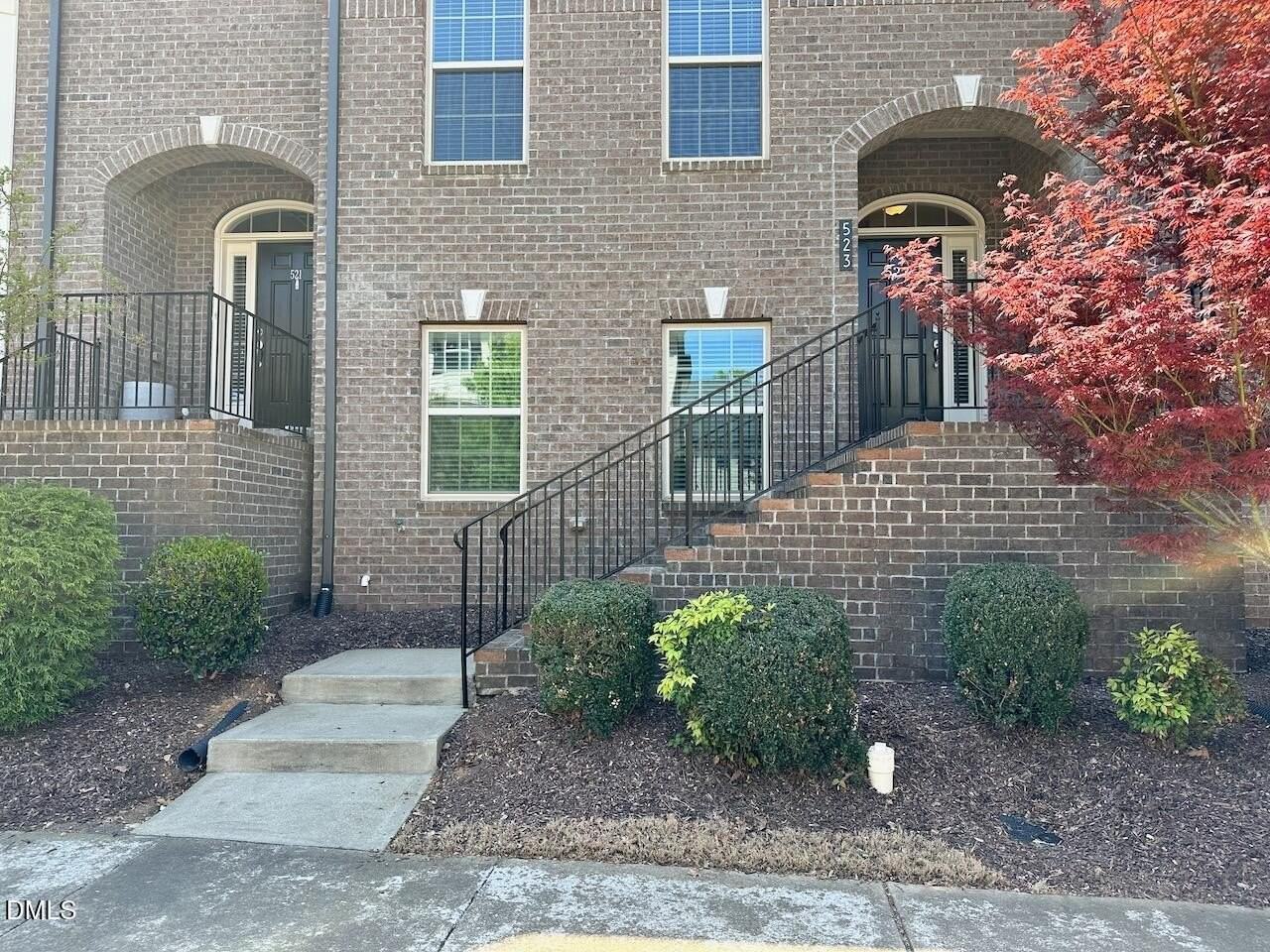 523 Old Mill Village Dr - Photo 3 of 37