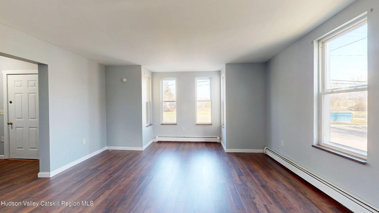 16 Bailey St - Photo 6 of 31