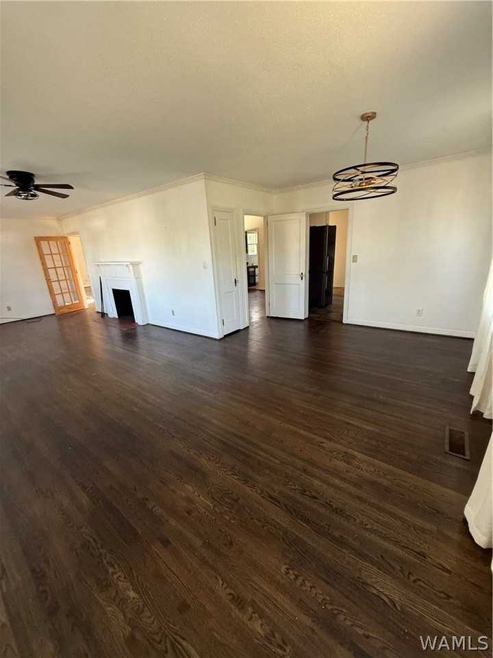 5 Beverly Hts - Photo 6 of 17