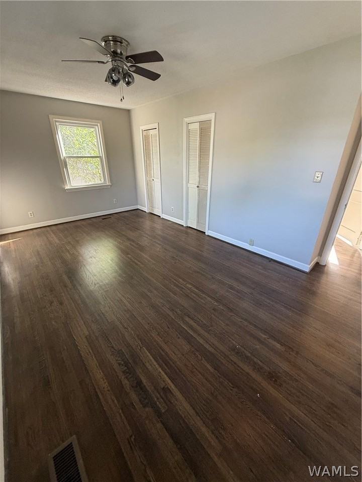 5 Beverly Hts - Photo 5 of 15
