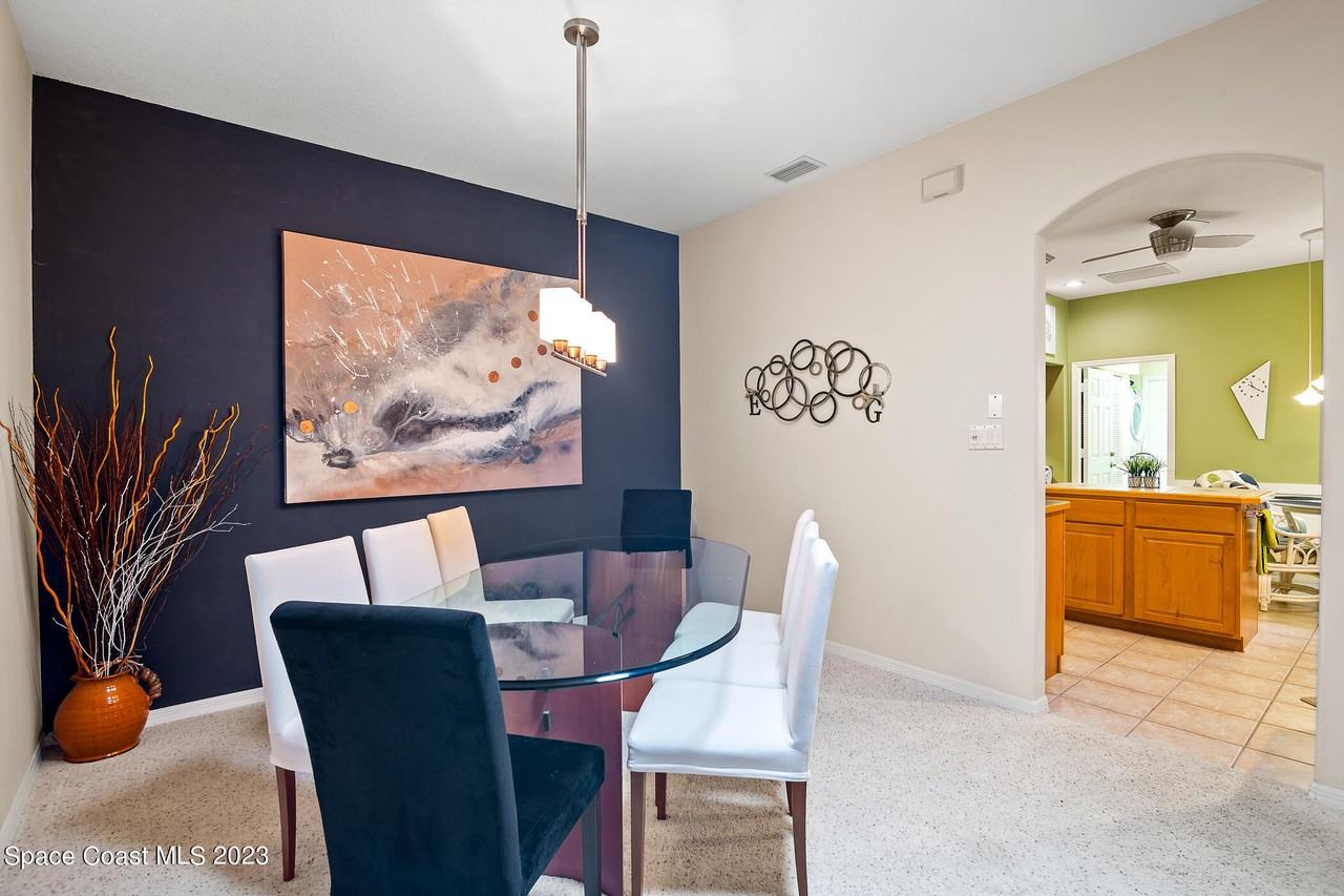 4932 Oaklefe Ct #1 - Photo 4 of 10