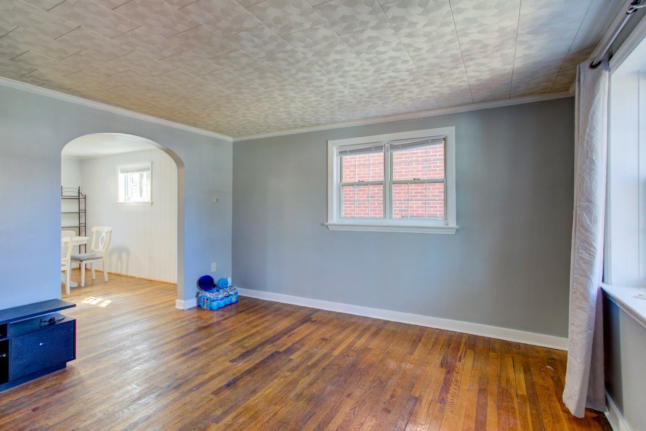 824 Wabank St #1 - Photo 4 of 30