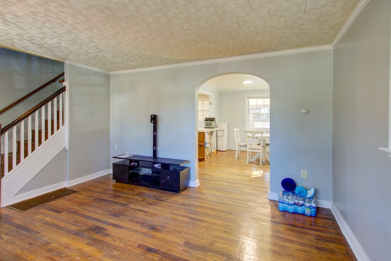 824 Wabank St #1 - Photo 5 of 30