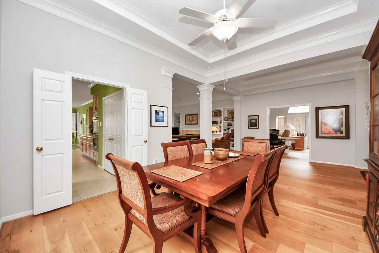 19 Wild Meadow Ct - Photo 6 of 40