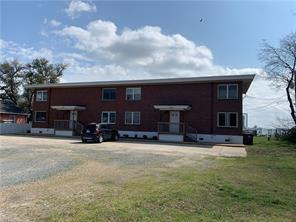 1407 Bayville St ##8 - Photo 2 of 6
