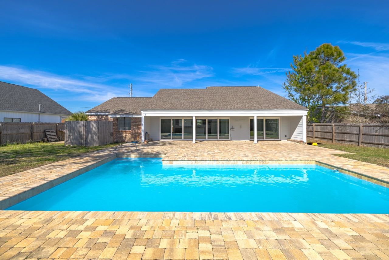 3126 Wood Valley Rd #1 - Photo 3 of 40