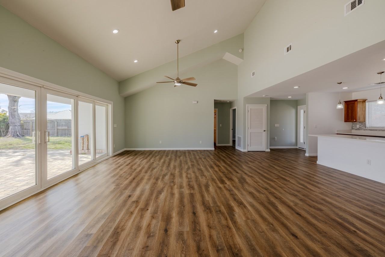 3126 Wood Valley Rd #1 - Photo 4 of 40