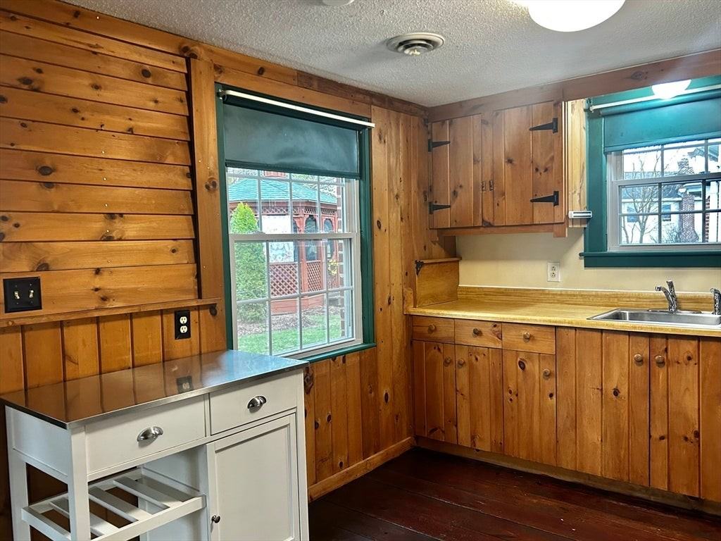 6 Long Farm Ter - Photo 3 of 24