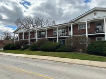 340 Waukegan Rd - Photo 1 of 1