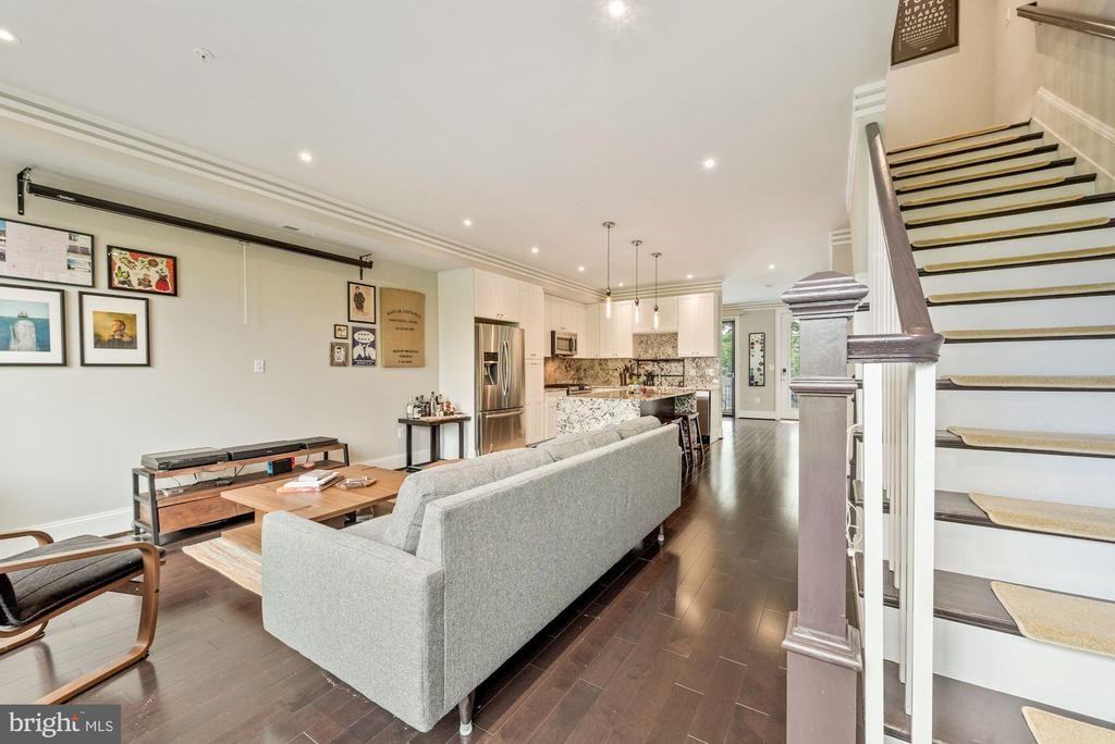 4527 Georgia Ave Nw ##2 - Photo 3 of 34