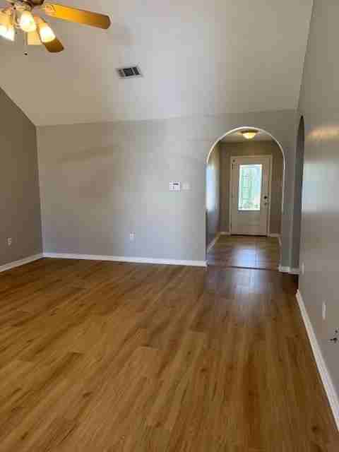 70300 7th St - Photo 5 of 16