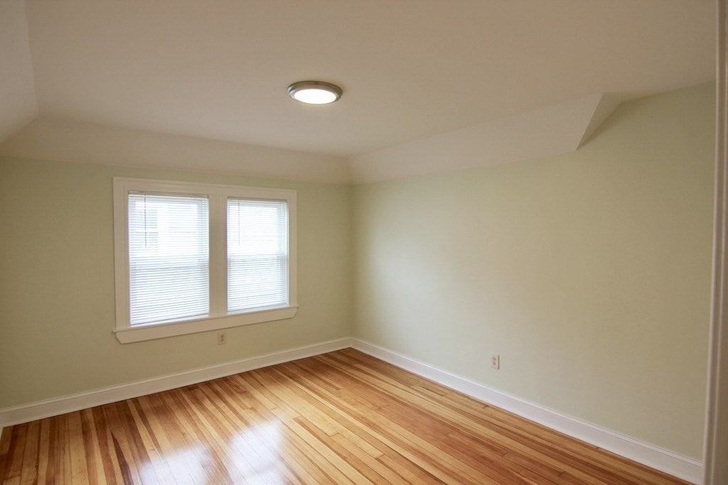 989 Boylston St - Photo 6 of 11